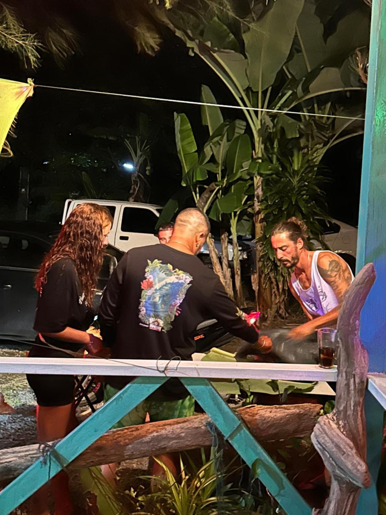 קו לנטה Neverland Beach Village Bungalows מראה חיצוני תמונה