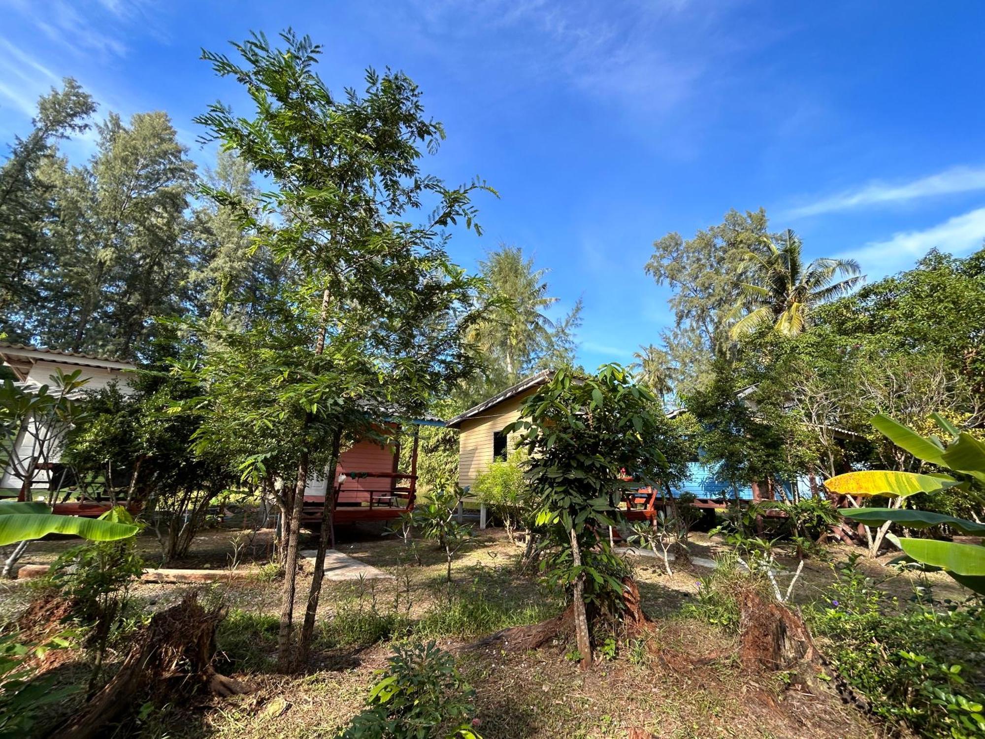 קו לנטה Neverland Beach Village Bungalows מראה חיצוני תמונה