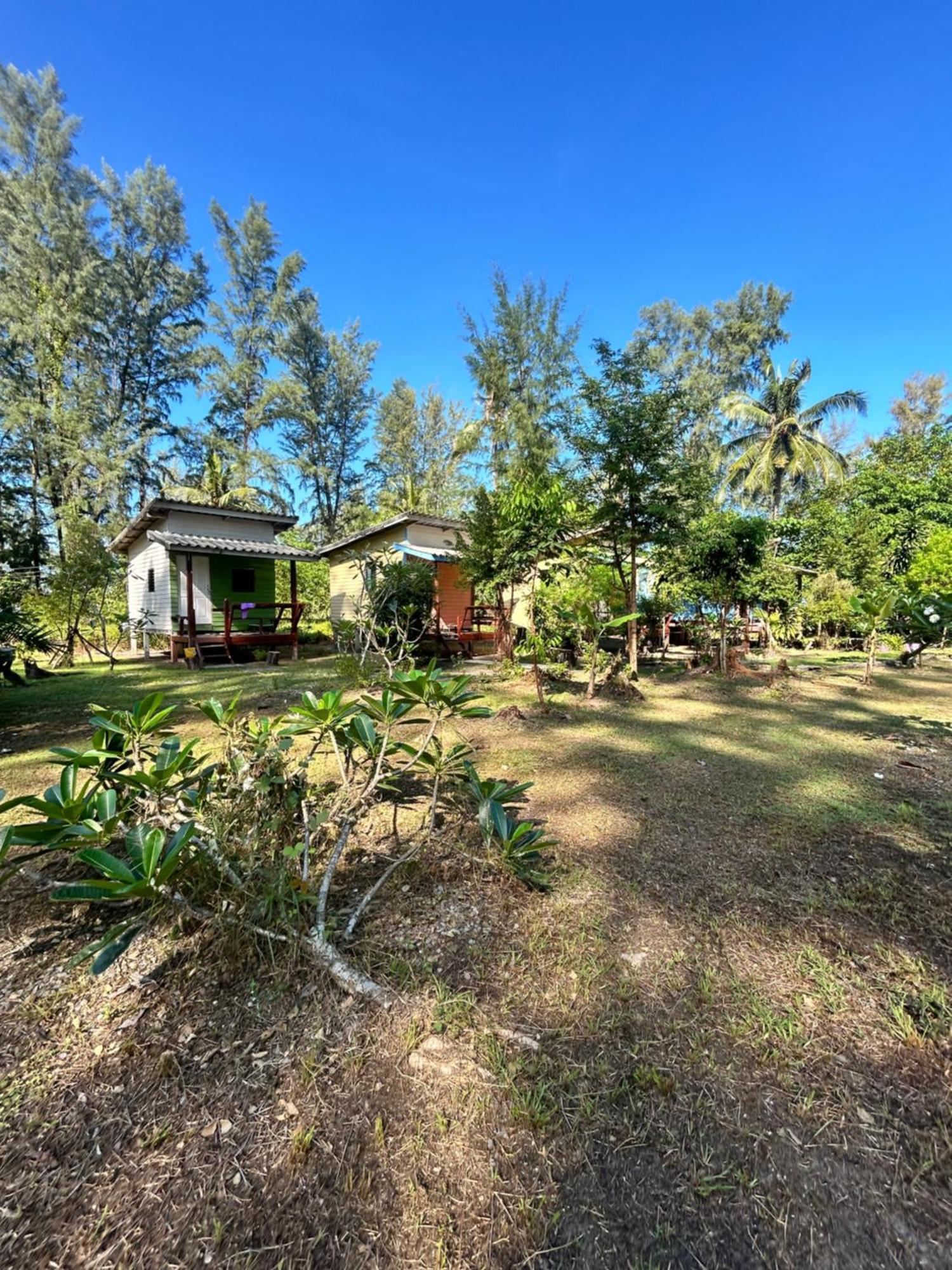 קו לנטה Neverland Beach Village Bungalows מראה חיצוני תמונה
